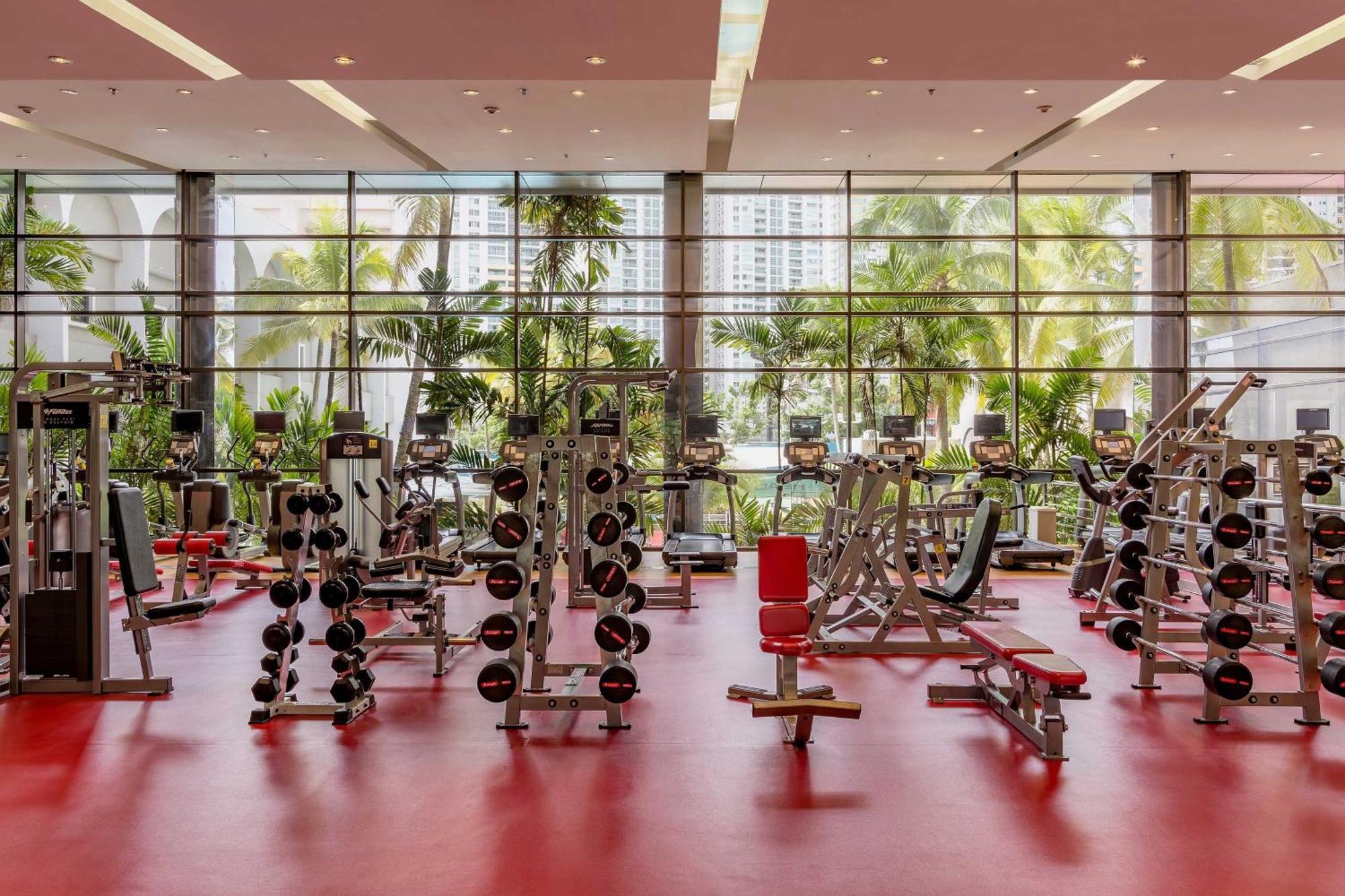 쉐라톤 그랜드 파나마 호텔 파나마시티 외부 사진 The gym at the InterContinental Hotel, Kuala Lumpur