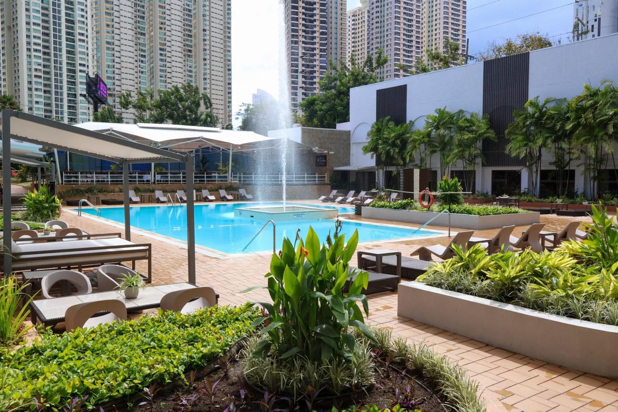 쉐라톤 그랜드 파나마 호텔 파나마시티 외부 사진 The pool at the W Fort Lauderdale